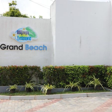 Grand Beach Wadduwa Eksteriør bilde