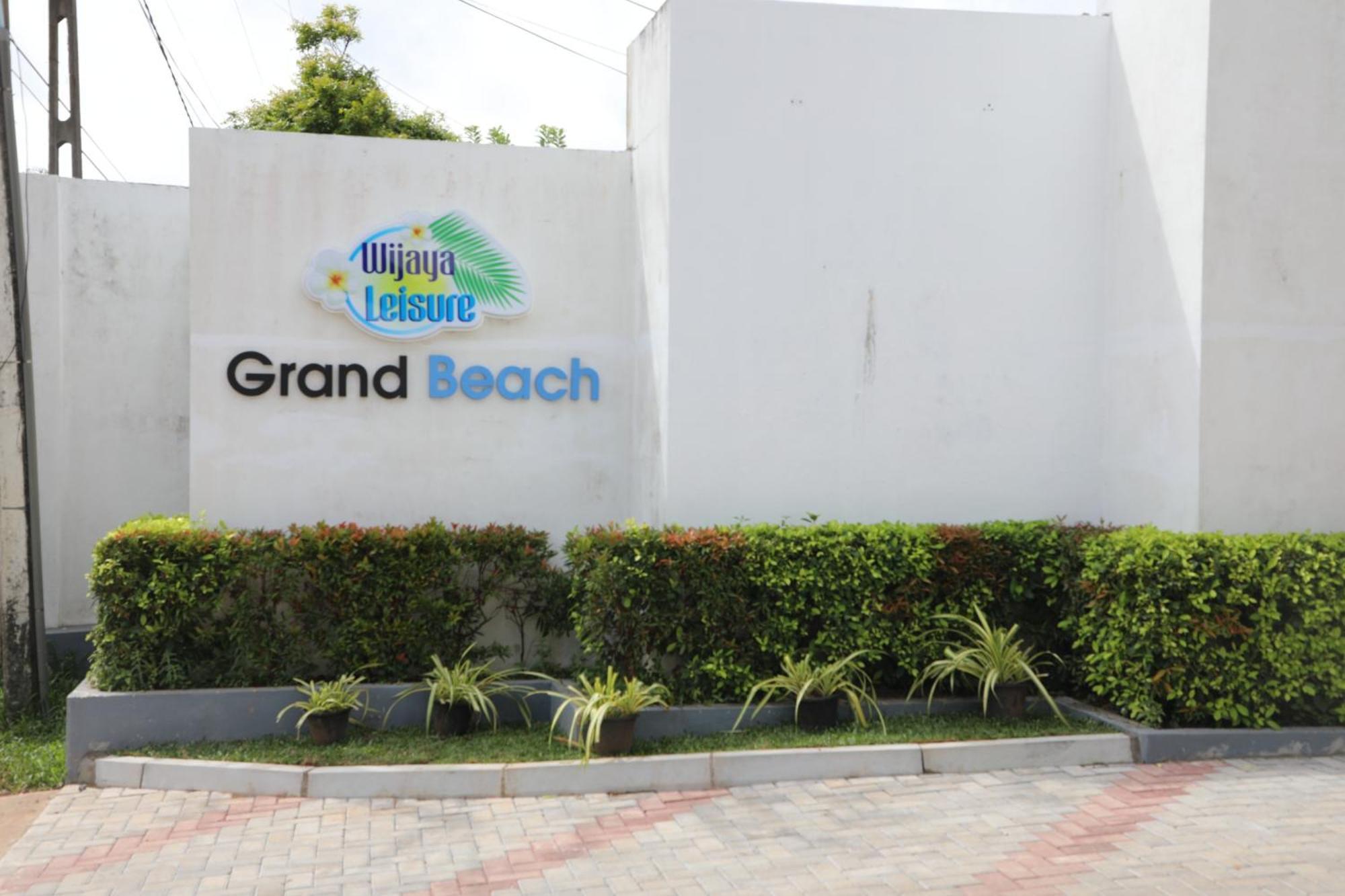 Grand Beach Wadduwa Eksteriør bilde